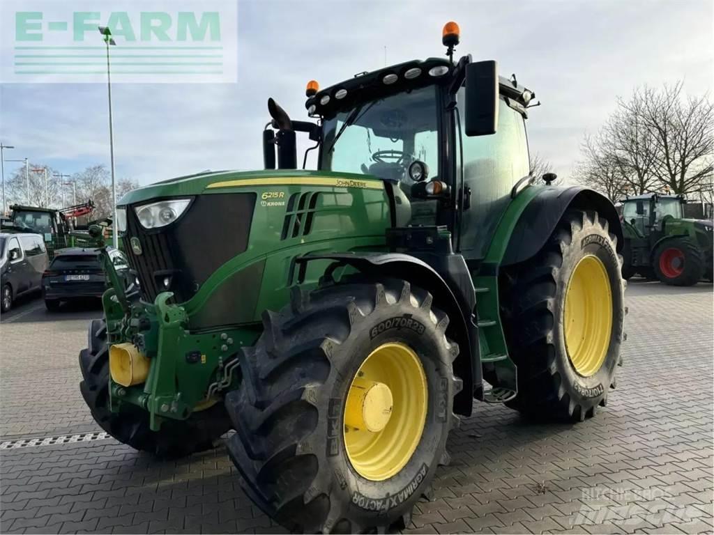 John Deere 6215r الجرارات