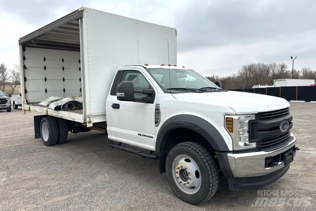 Ford F 450 XL SD شاحنات ذات هيكل صندوقي