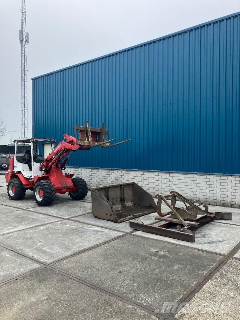 Weidemann 3110 d d لوادر بعجل