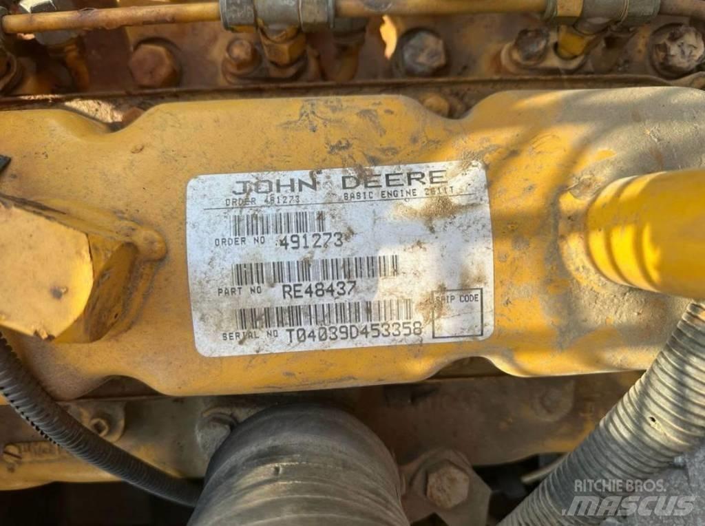 John Deere 190 E حفارات زحافة
