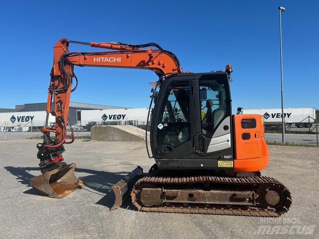 Hitachi ZX 85 US-6 حفارات وسط 7 طن - 12 طن