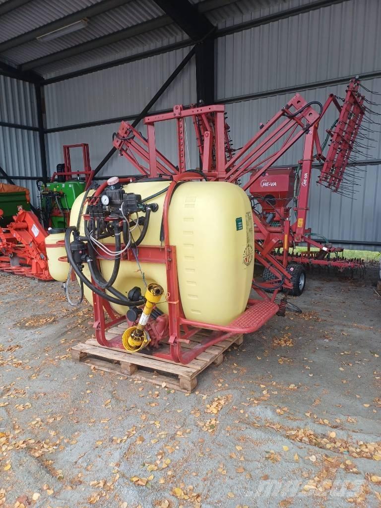 Hardi Master 850l رشاشات محمولة