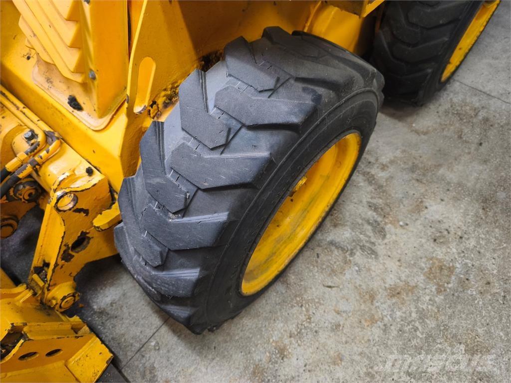 JCB ROBOT 150 معدات البناء - غير ذلك