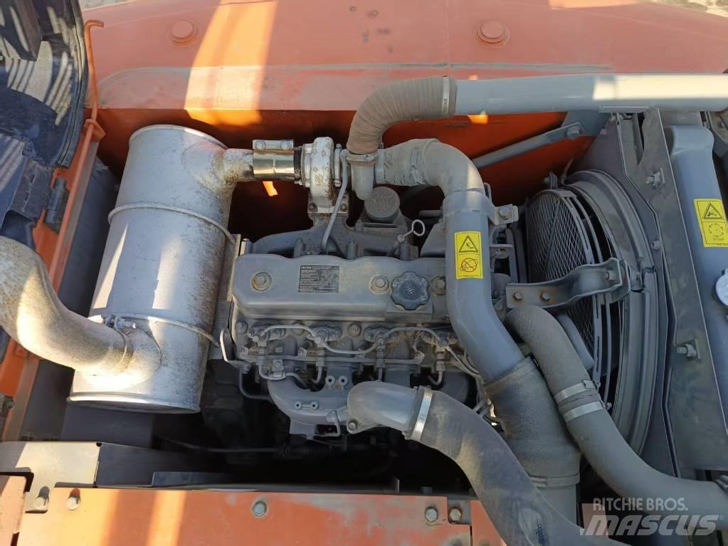Hitachi ZX 160 حفارات زحافة