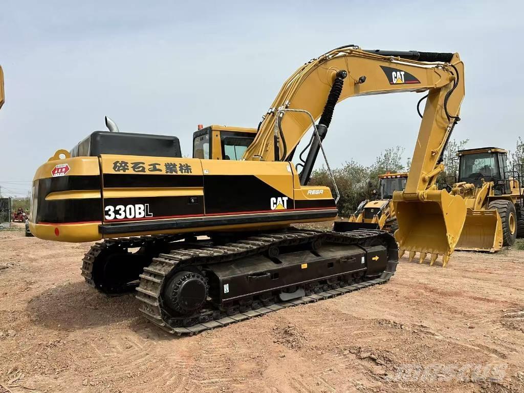 CAT 330 B L حفارات زحافة