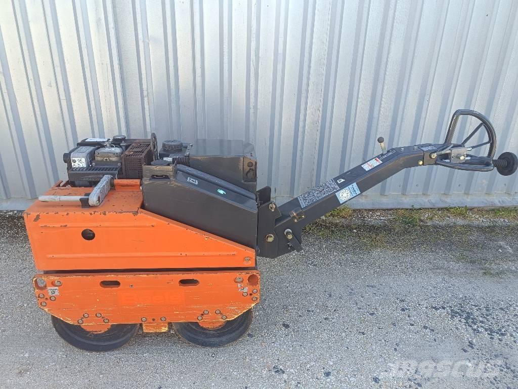 Bomag BW 65 H مداحل ثنائية الاسطوانة