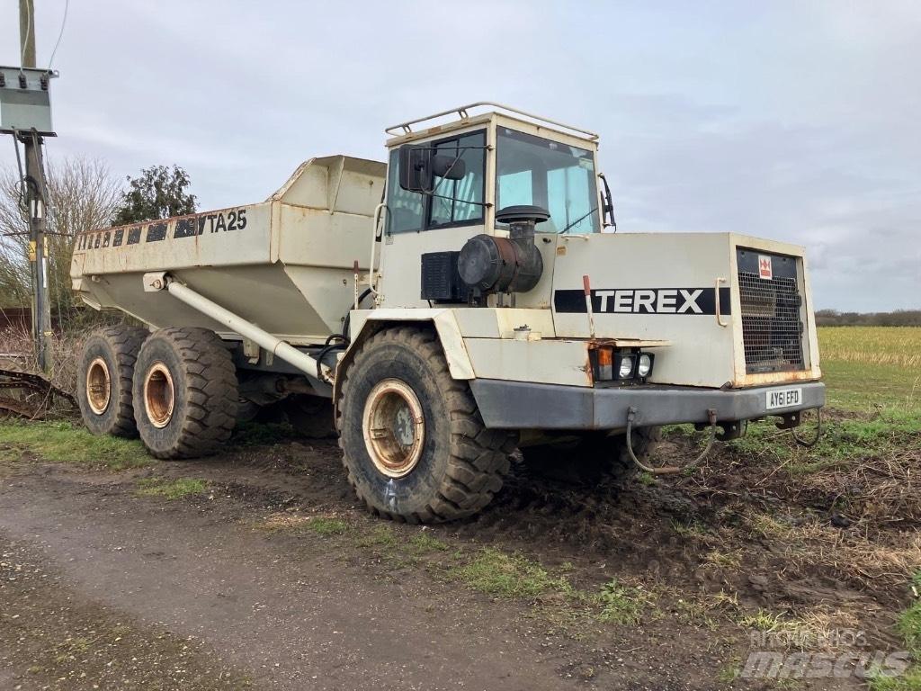 Terex TA 25 ساحبات مفصلية