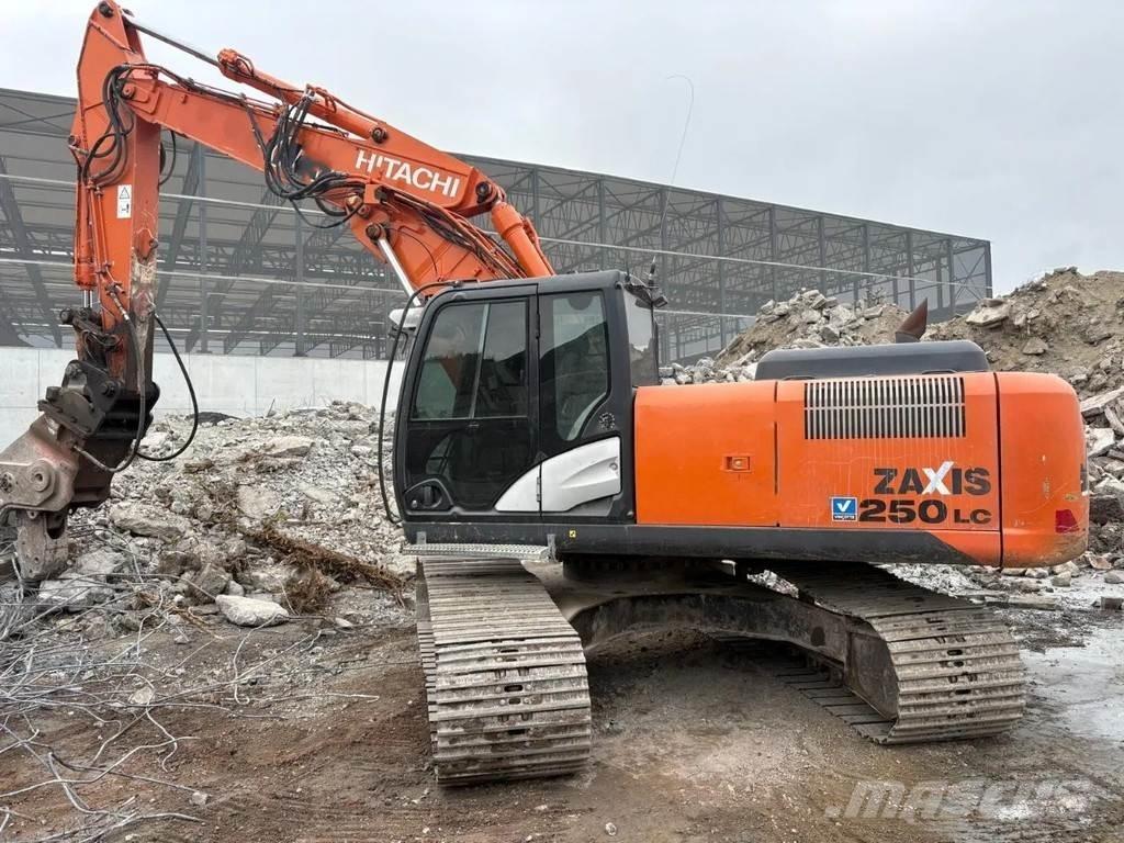 Hitachi ZX250LC-5B حفارات زحافة