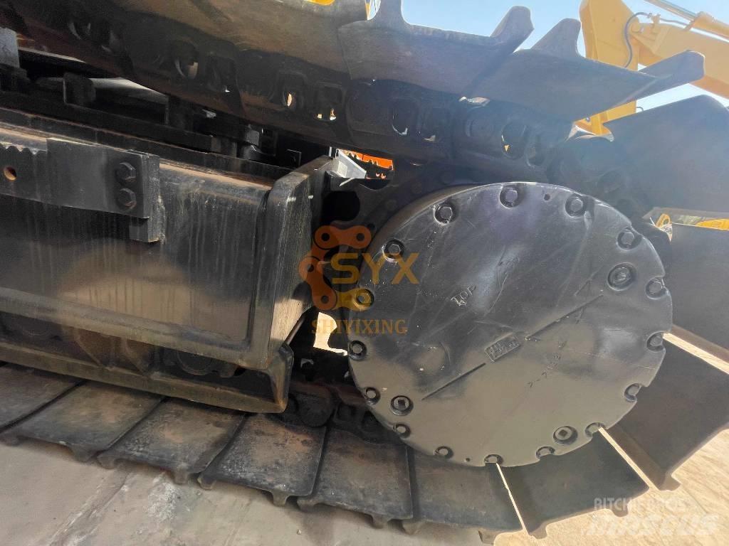 Komatsu PC 450-8 حفارات زحافة