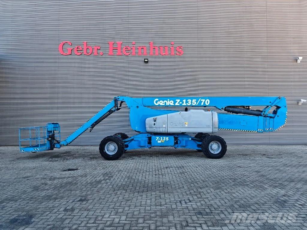 Genie Z-135 رافعات سلة تلسكوبية