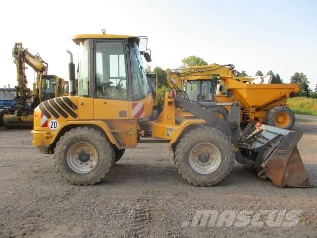 Volvo L 30 B لوادر بعجل