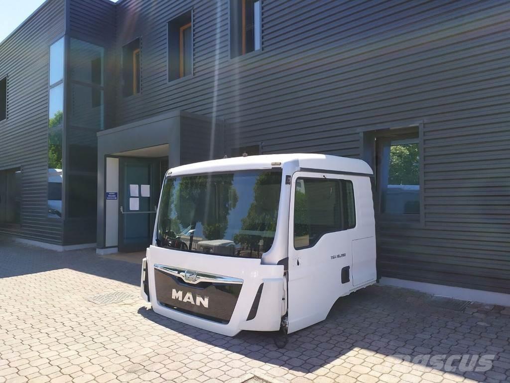 MAN TGS EURO 6 كابينة والداخلية