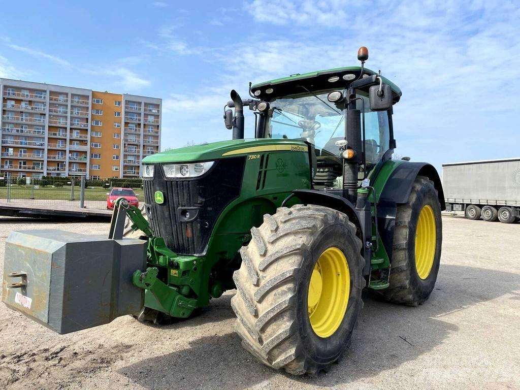 John Deere 7310R الجرارات