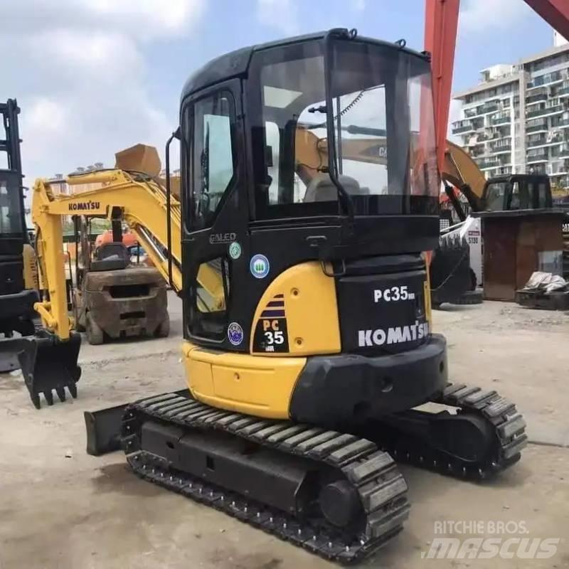 Komatsu PC 35 حفارات زحافة