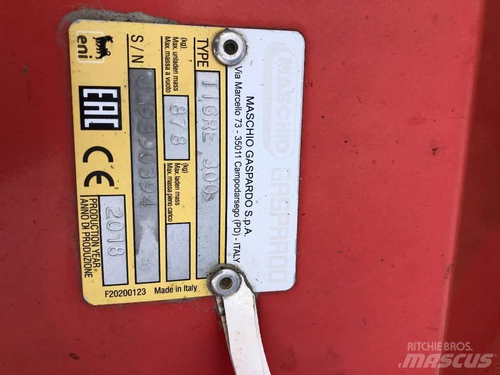 Maschio Tigre 300 جزازات وأغطية المراعي