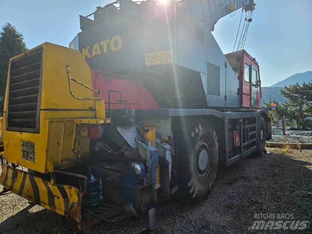 Kato SS 500 رافعات الطرق الوعرة