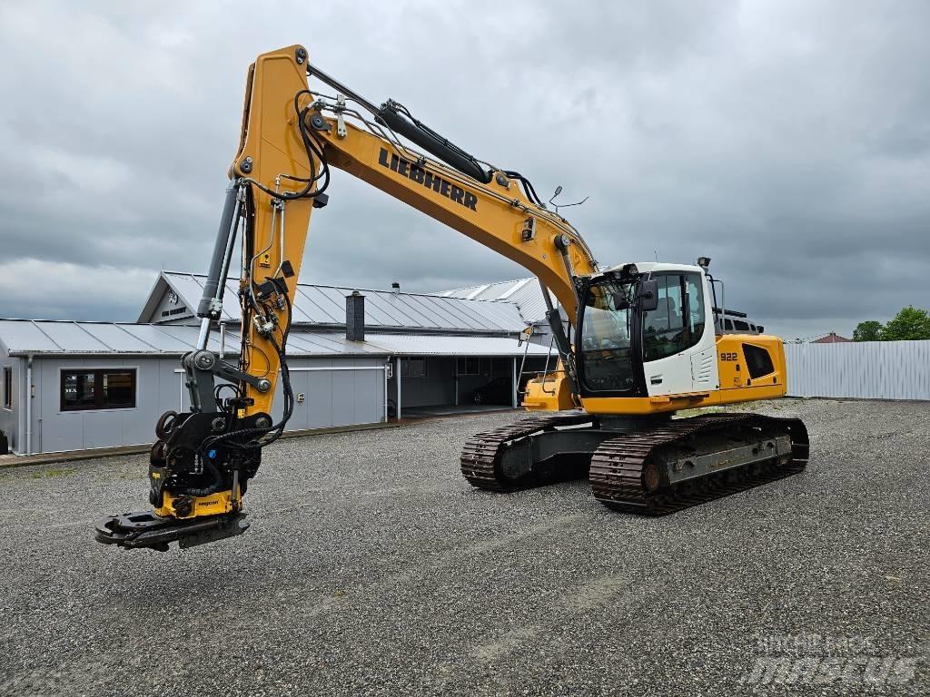 Liebherr R 922 LC حفارات زحافة