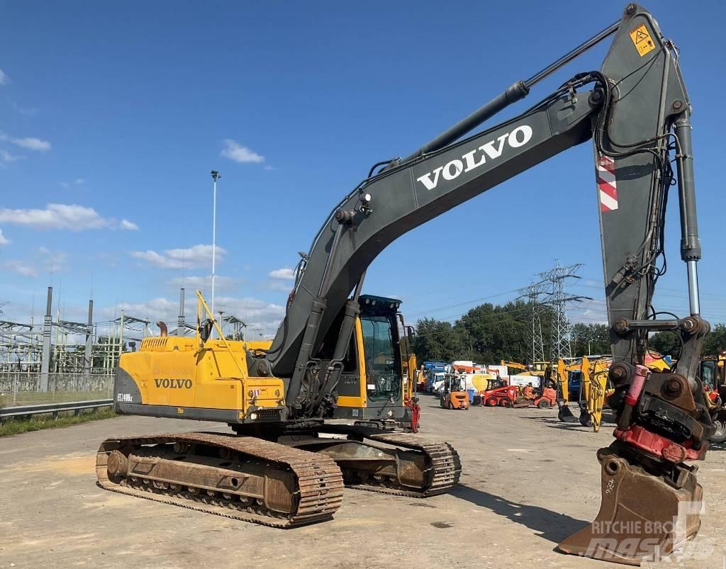 Volvo EC 240 B حفارات زحافة