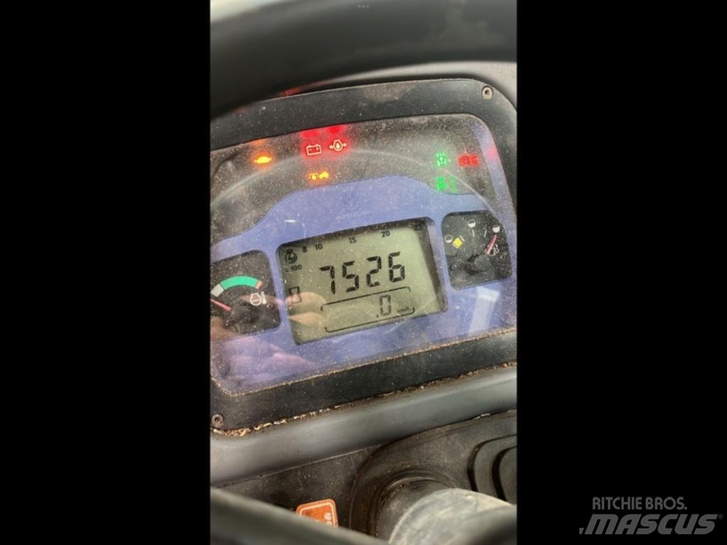 New Holland TN 90 F الجرارات