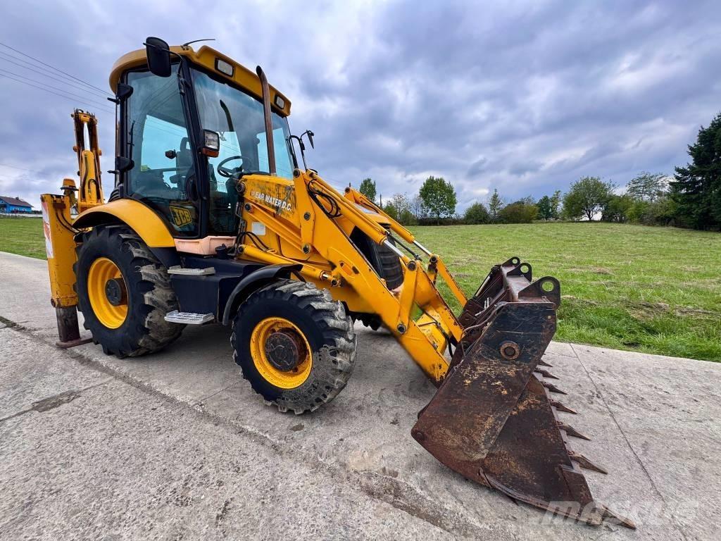 JCB 3CX لوادر ذات جرافات عكسية