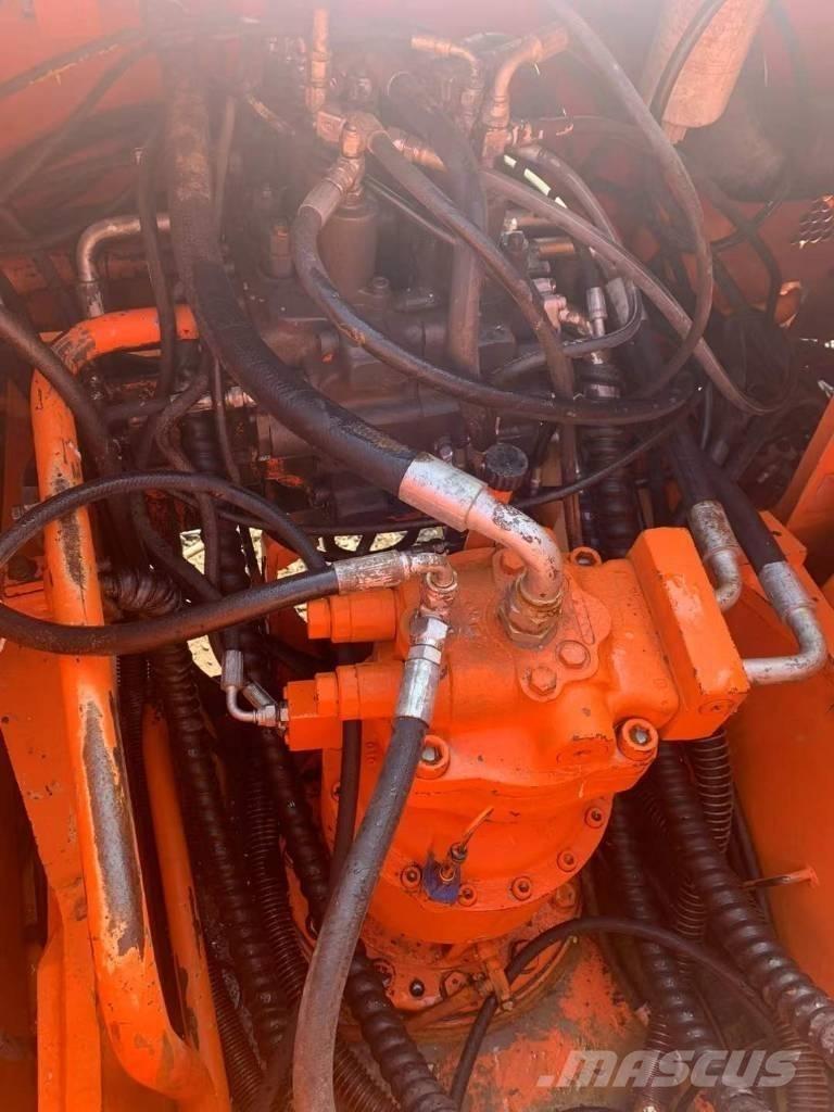 Doosan DH 220 حفارات زحافة