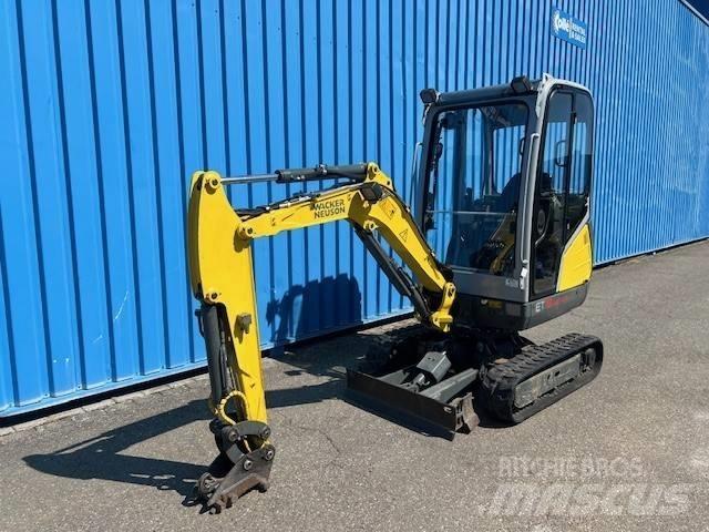 Wacker Neuson ET 18 حفارات زحافة