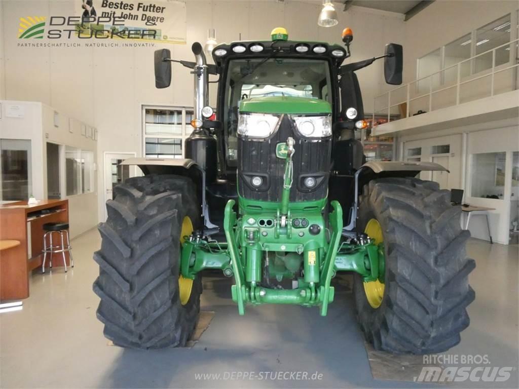 John Deere 6250R الجرارات