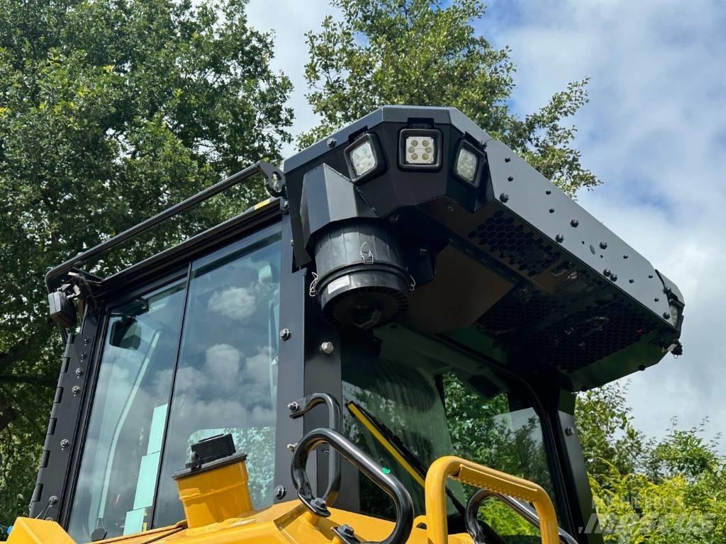 CAT D 6 LGP بلدوزرات مجنزرة