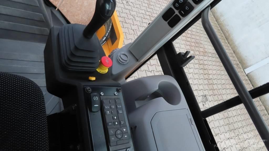 Volvo SD 135 B مداحل أحادية الأسطوانة