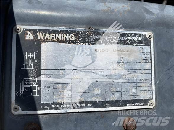 Daewoo G25E-3 شاحنات الديزل