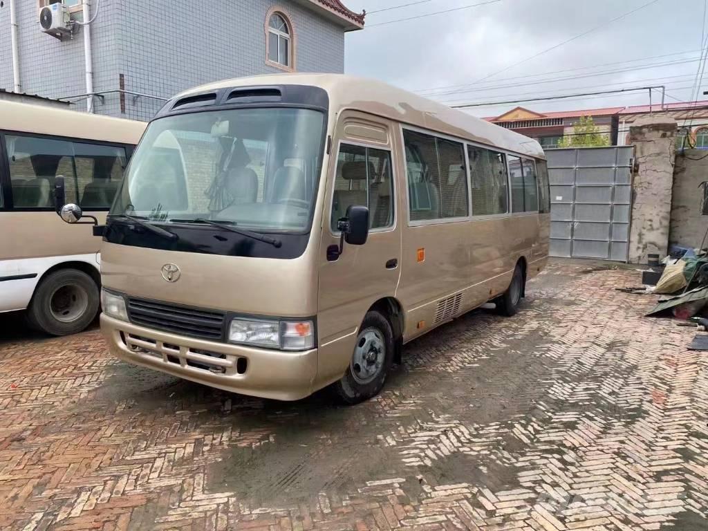 Toyota Coaster Bus حافلة صغيرة