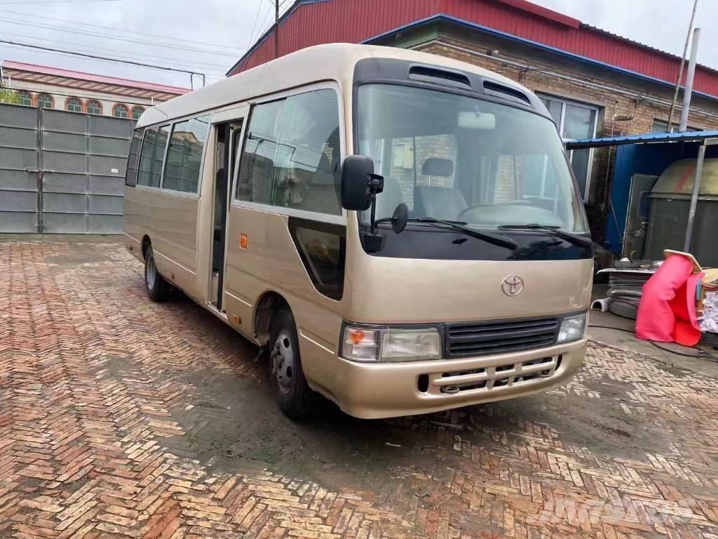 Toyota Coaster Bus حافلة صغيرة