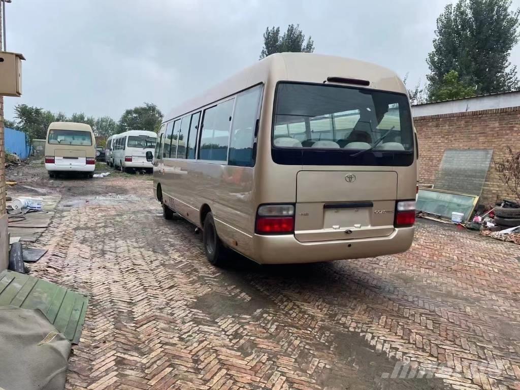 Toyota Coaster Bus حافلة صغيرة