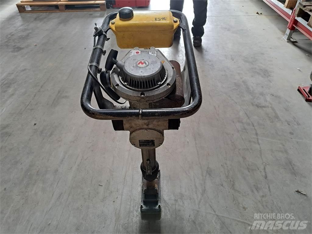 Wacker Neuson BS30 ِدَكات