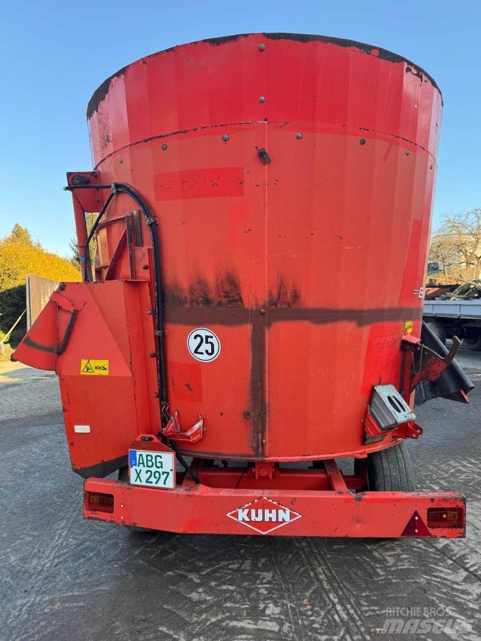 Kuhn EUROMIX 1070 ملقمات خلاط