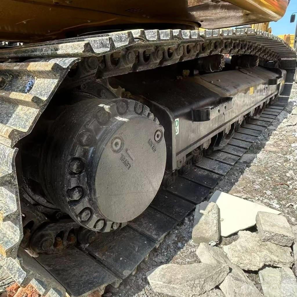 CAT 326D2L حفارات زحافة