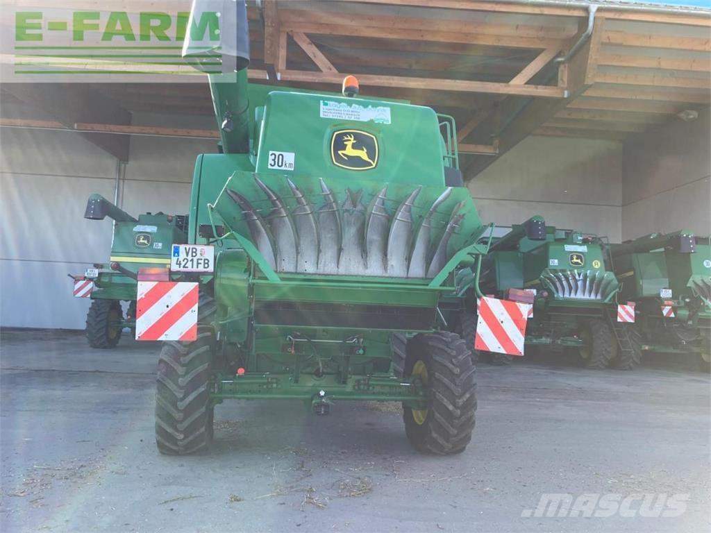 John Deere T560HM حصادات