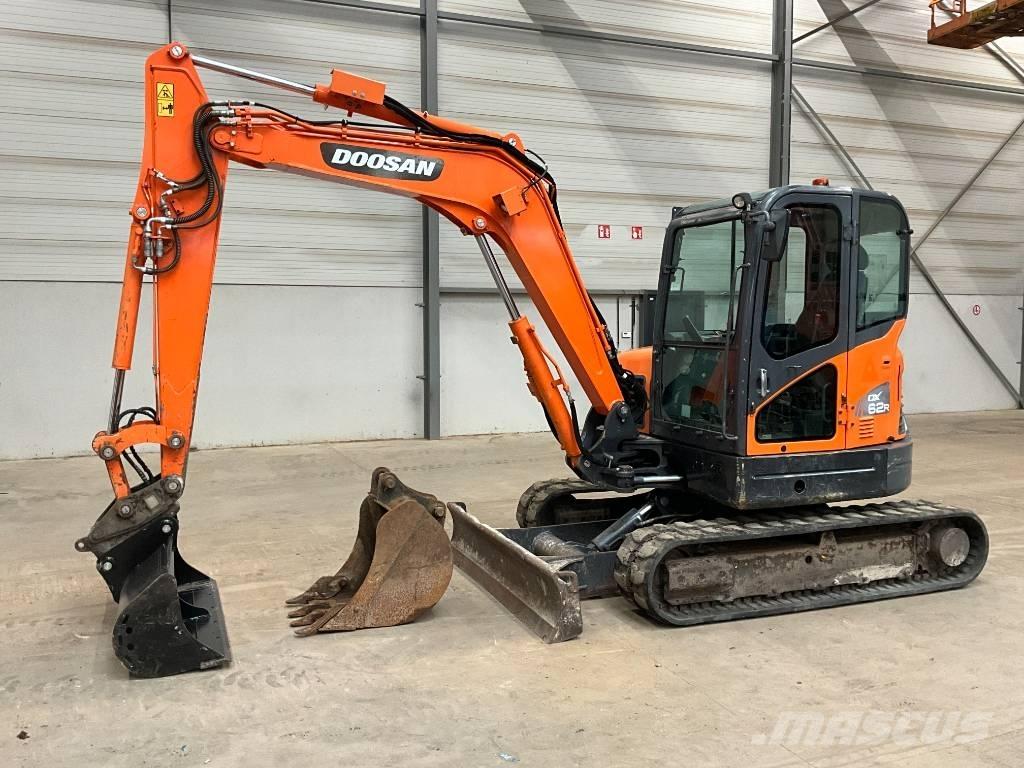 Doosan DX 62 R-3 حفارات صغيرة أقل من 7 طن (حفارات صغيرة)
