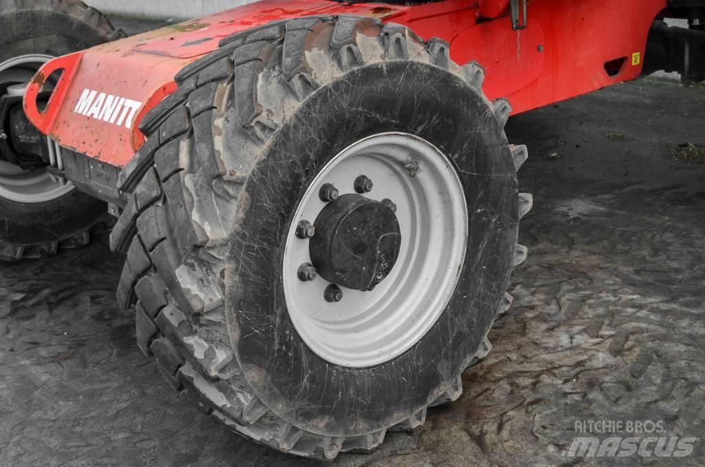 Manitou 200 ATJ رافعات سلة مفصلية