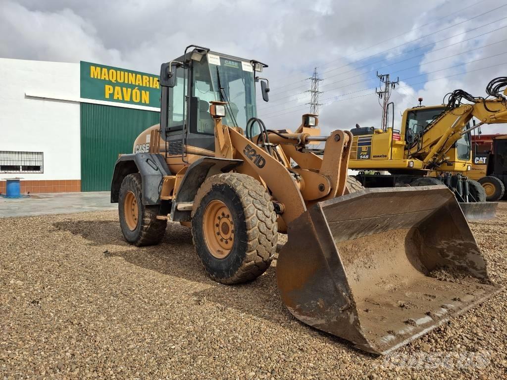 CASE 521 D لوادر بعجل