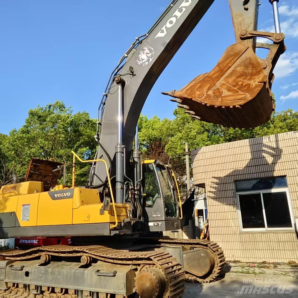 Volvo EC 480 D L حفارات زحافة
