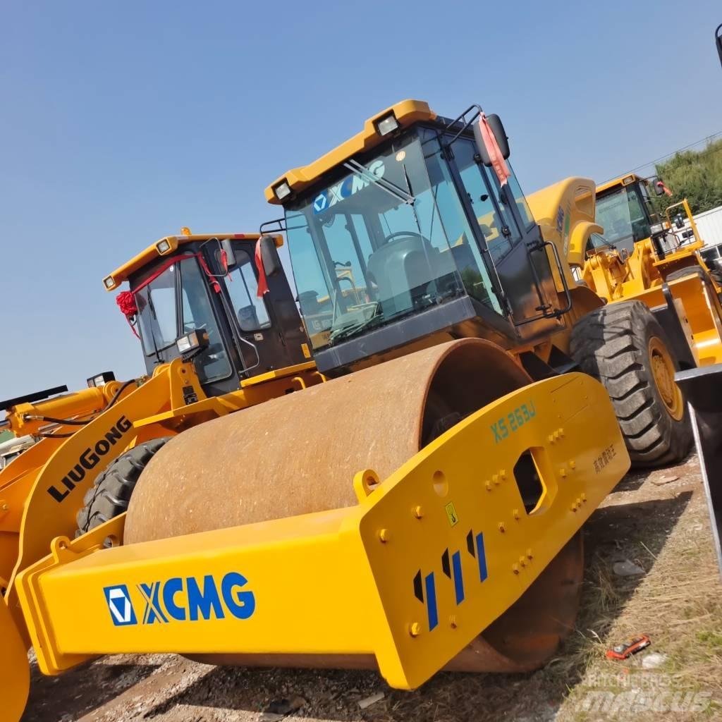 XCMG XS263J مداحل أحادية الأسطوانة