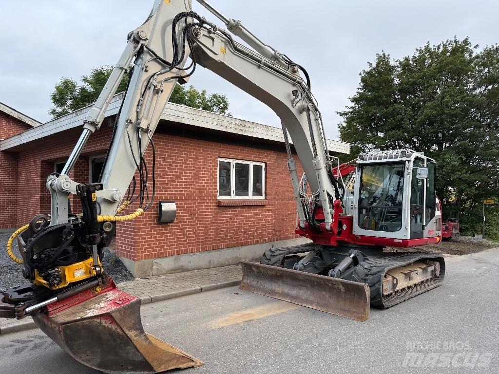 Takeuchi TB 2150 حفارات زحافة