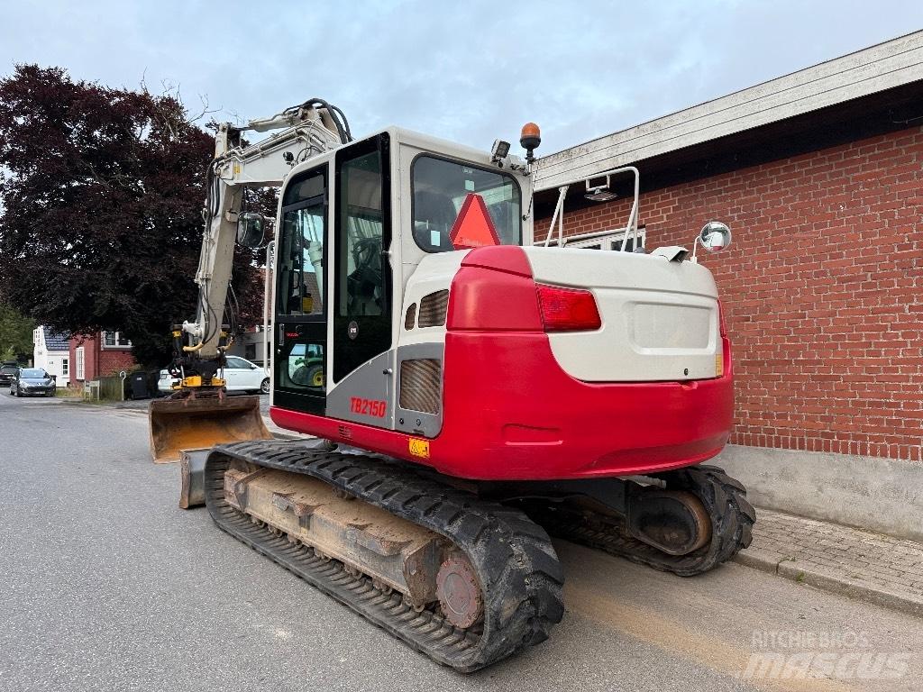 Takeuchi TB 2150 حفارات زحافة