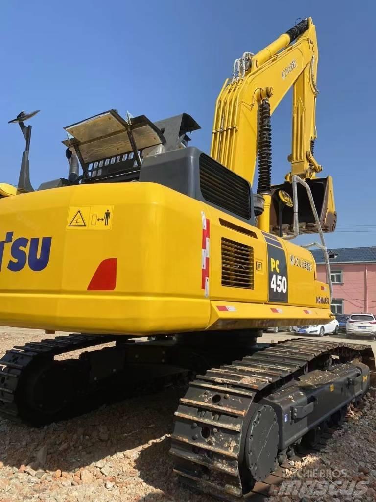 Komatsu 450LC-8 حفارات زحافة