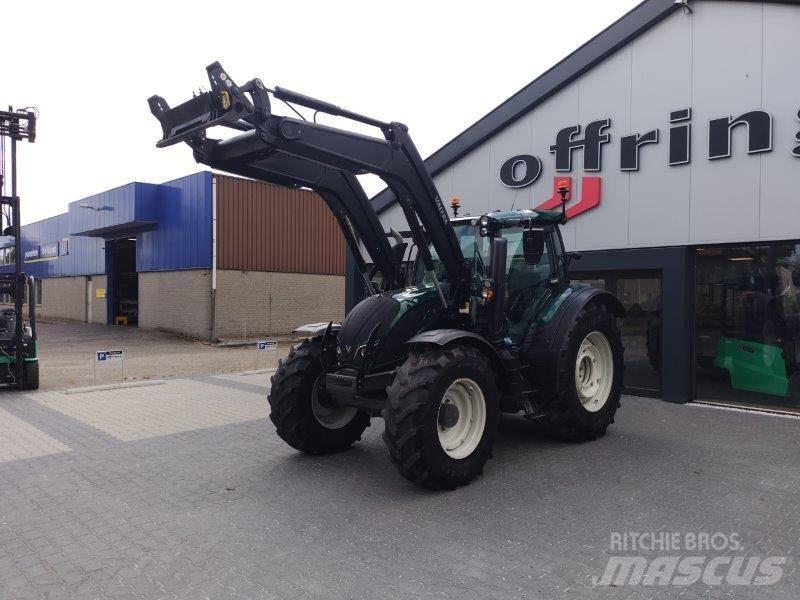Valtra N134 A الجرارات