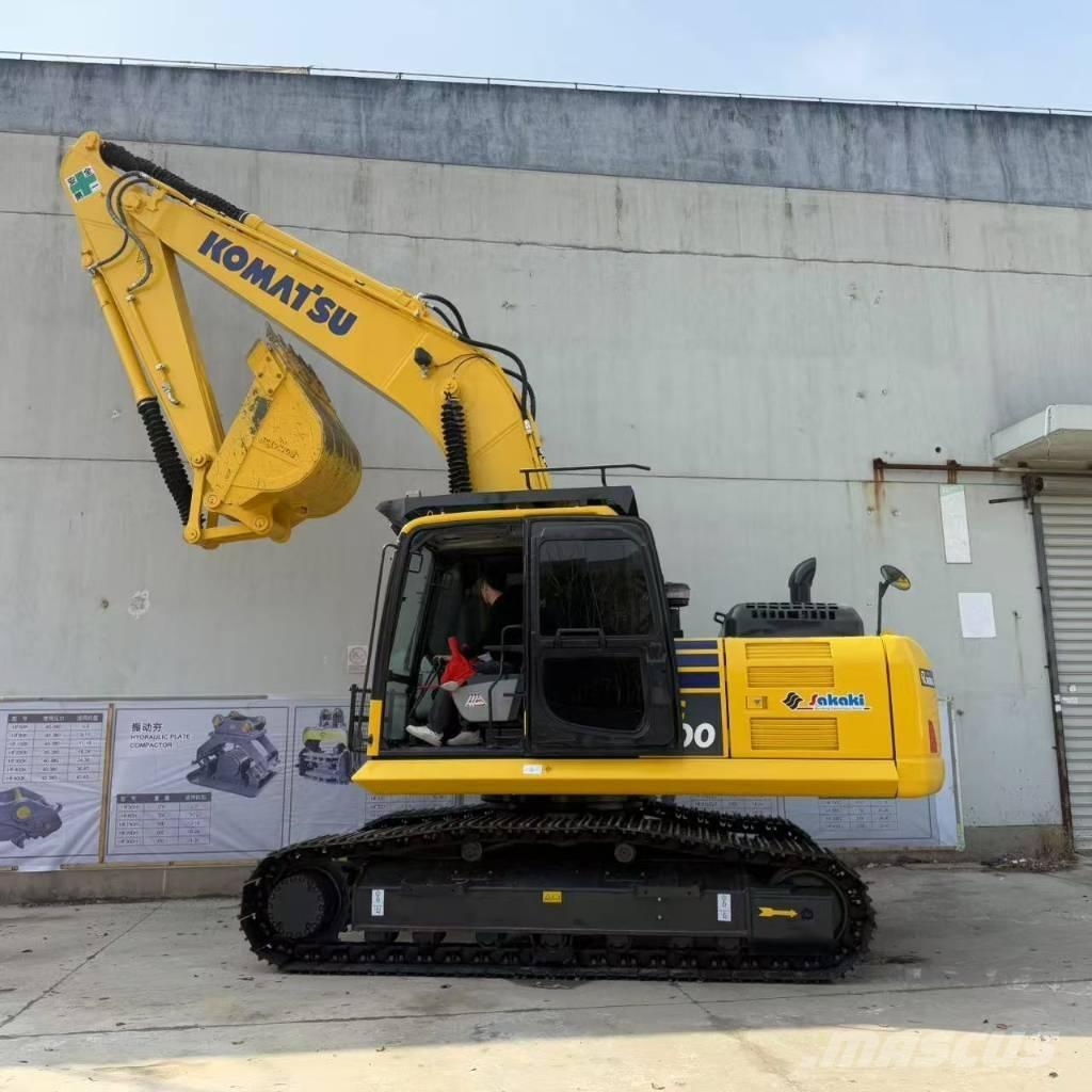 Komatsu PC 200-8N1 حفارات زحافة