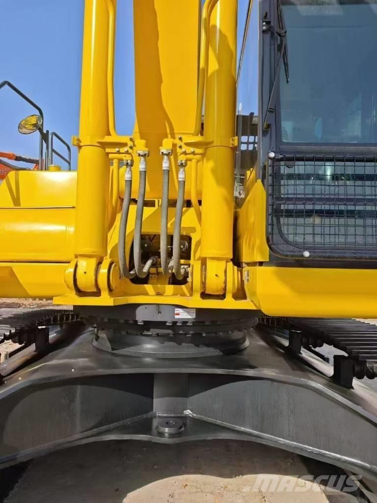 Komatsu 400-8 حفارات زحافة