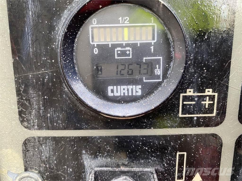 JLG E450AJ رافعات سلة مفصلية