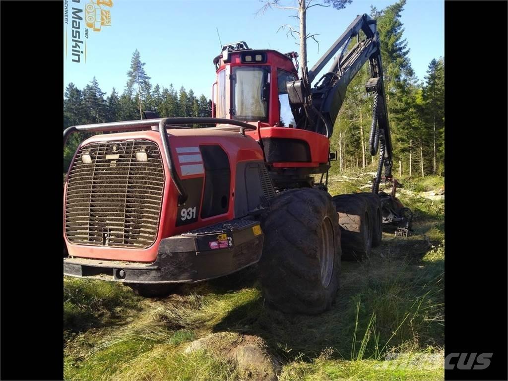 Komatsu 931 حصادات